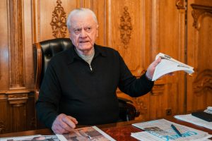 Леонид Яковишин