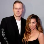 Седокова с Янисом Тимой