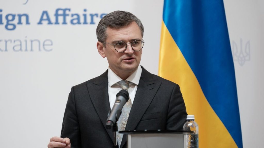 Дмитрий Кулеба Развод: подробности личной жизни и карьеры