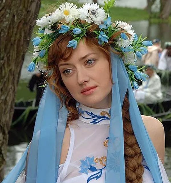 Дорофеева Фигура: путь, успех и личная жизнь певицы