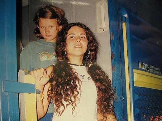 Настя Каменских родила дочь: фото и подробности из личной жизни и карьеры