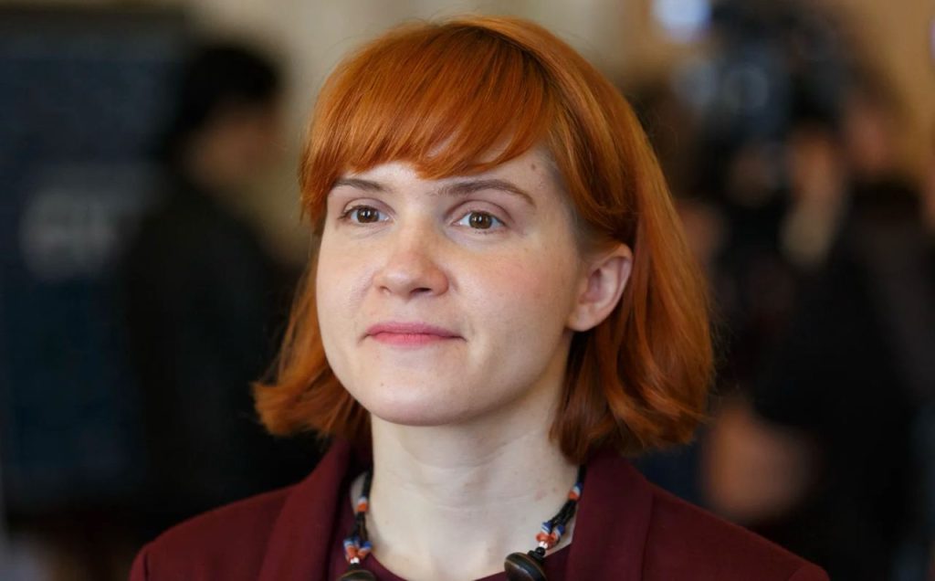Мар'Яна Безугла Особисте Життя: Біографія, Кар'єра та Особисті Деталі
